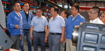 車床分會(huì)秘書長(zhǎng)陳洪軍來星火機(jī)床公司調(diào)研