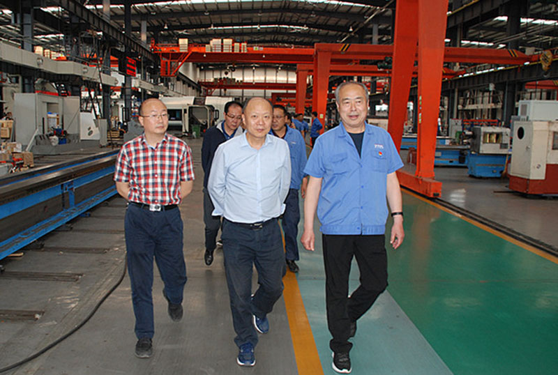 甘肅省發(fā)改委領導來星火機床公司調(diào)研