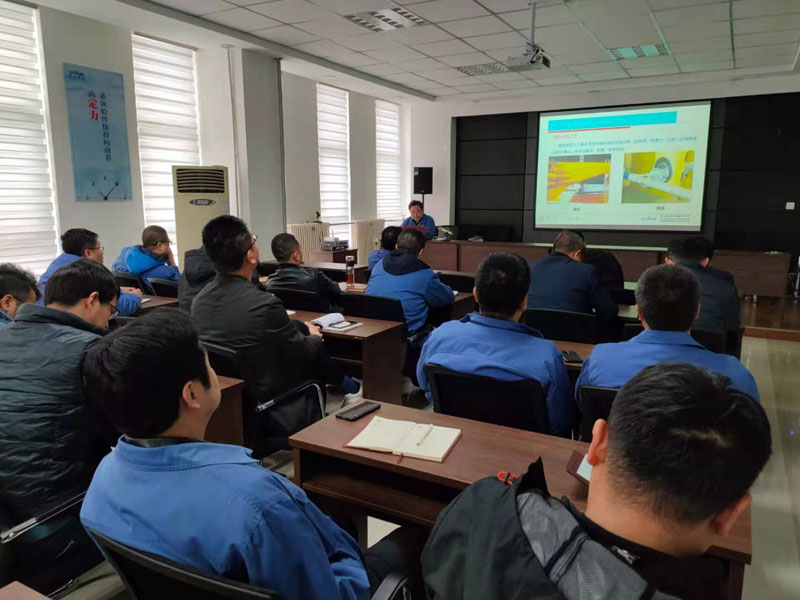 星火機(jī)床公司舉辦銷售員培訓(xùn)交流座談會