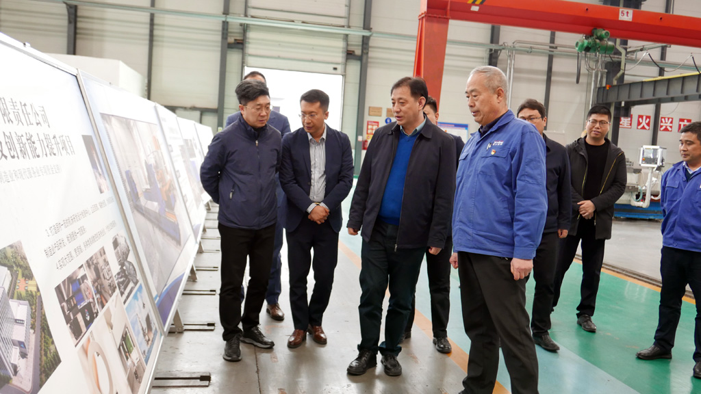 山東錦程控股集團領導來星火機床公司考察